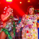 Fabiana Karla Instagram - “Tá todo mundo de ressaca! Ressaca! Ressaca! Ressaca!” O Baile do Rosewood entregou tudo e mais um pouco! Curti muito, dancei, pulei, bebi, CANTEI 🤦🏻‍♀️ (Tenho provas)☝️😂, encontrei amigos 🙌 Será que eu me diverti? As fotos falam por si só. O baile foi impecável! Obrigada pelo convite meus queridos bruno joao Vida longa ao baile!🥂 @bailedorosewood 👏👏👏👏 📸: Manu Scarpa Ag News / Rodrigo Zorzi Agradecimentos: @verdejoias @renatabernardoatelier @carmensteffens @atelie_effe Rosewood São Paulo