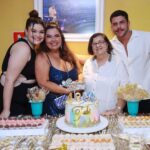 Fabiana Karla Instagram - Vai ser surra de fotos, porque foi surra de amor e alegria! 🤩🎂🥳✨ . . . (📸 : Reprodução da internet )