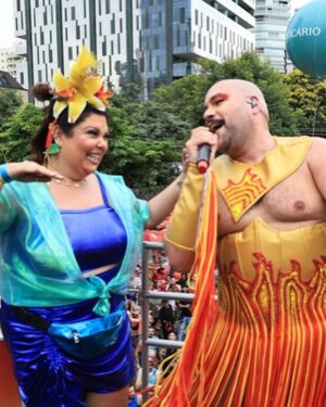 Fabiana Karla Instagram - Photodump de um final de semana intenso já em ritmo de Carnaval!! 🎊🪅
Será que eu me diverti ? 🤩

Makeup: @gabidepaulamakeup_ 
Styling: @sebahfranco @larryconfeccoes 
.
.
.
.
#carnaval #blocodoabrava #ensaiosdaanitta #folia #carnavalsp #carnaval2024