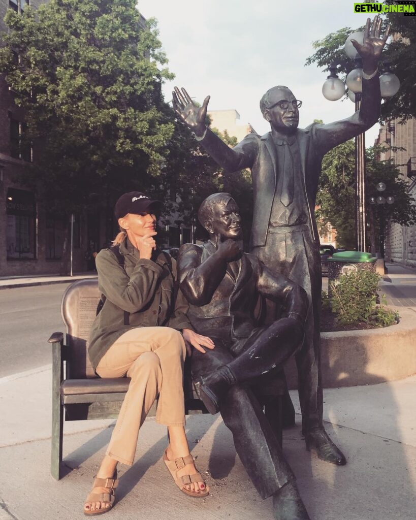 Faith Hill Instagram - Out and about in the great city of Winnipeg!!!!! Thanks for making all of us feel so welcome.