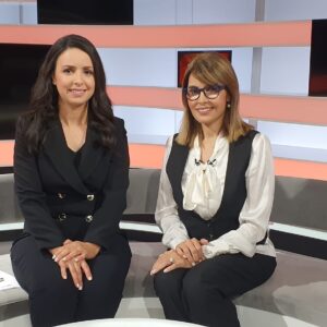 Fatima Khair Instagram - خلال استضافتي في فقرة ضيف الأحد شكرا للطاقم الصحفي والتقني على الترحاب و الإحترافية @2mtv