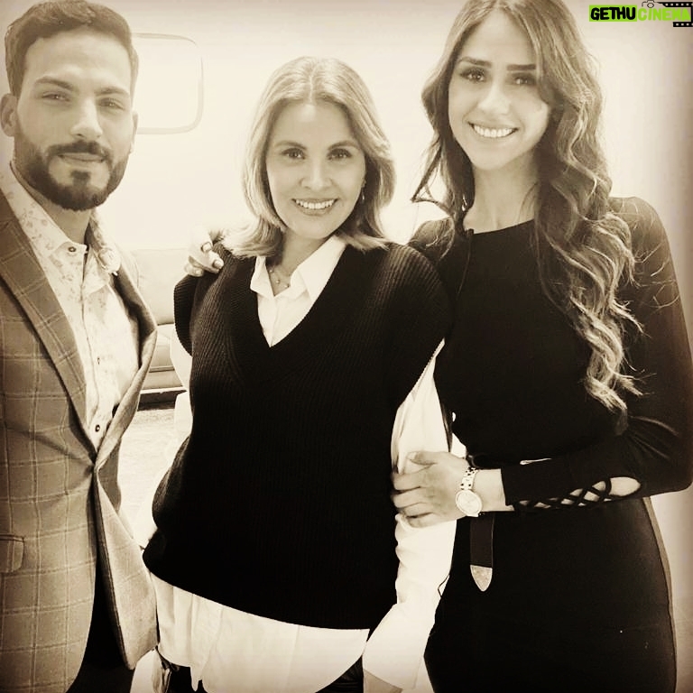 Fatima Khair Instagram - أولاد العم @benhayouneghita @mansour_aamoum من الإثنين إلى الجمعة الساعة التاسعة و النصف