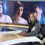 Fatima Khair Instagram - ليلة أمس باستوديو الأخبار بمقر قناة الأولى كل الشكر والتقدير للطاقم التقني والفني والصحفي على المهنية و الترحيب وحفاوة الإستقبال 👍👏@al_aoula @rachideloualiofficiel