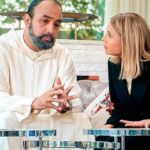 Fatima Khair Instagram - كاميرا هشام الجباري ترصد لك الاحساس الصادق وإدارته للممثل تجعلك دائما في بحث متواصل عن عمق الشخصية لتجسدها بكل إحترافية وتكتمل المتعة بوجود الكيمياء بين الممثلين كما في هذا المشهد مع الرائع و المتجدد دائما رشيد الوالي @hichameljebbari @rachideloualiofficiel