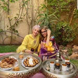 Fatima Khair Instagram - Une soeur est une meilleure amie et un soutien pour toute la vie ❤