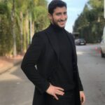 Fatima Khair Instagram - سامي فكاك من الوجوه الشابة التي تشق طريقها بثبات نحو النجومية يدرك أن مهنة التمثيل ليست بالسهلة لذلك يشتغل على نفسه وصقل موهبته بالدراسة والتدريب كيف لا وعمه الفنان المتميز شكلا وأداء الفنان رشيد فكاك مسيرة موفقة سامي الله يرضي عليك 😘