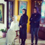 Fatima Khair Instagram - هجر كريكع ورجاء خرماز من الأسماء البارزة في خريطة الدراما المغربية تعرفت عليهما عن قرب حيث قضيت معهما شهرين و نصف أثناء تصوير المسلسل ولمست فيهما موهبة كبيرة واحترافية عالية هما حقا مثال مشرف فنا و اخلاقا للدراما المغربية اتمنى لكما التوفيق في حياتكما المهنية و الأسرية ❤