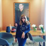 Fatima Khair Instagram - Je suis une femme marocaine et fière de l'être bonne fête mesdames 🌷❤