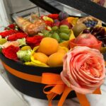 Fran Drescher Instagram - @rosie send me this gorge flower & fruit basket to thank me for my @sagaftra leadership! #sagaftrastrong #power2performers #sagaftrastrike