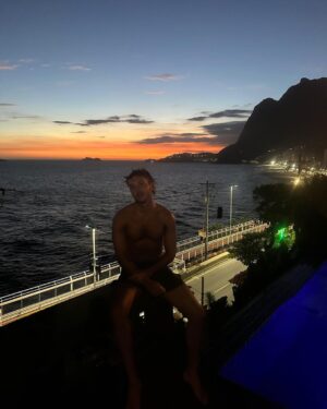 Franco Masini Instagram - Días de carnaval 🇧🇷❤️