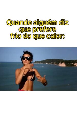 Gabrielle Prado Instagram - sigo com o mesmo pensamento! 0d&iiiiiiiooooo frio afffff volta calor te amo e 💜