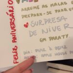 Gabrielle Prado Instagram - ontem foi dia dele. Thiago. Vivenciamos dias de muito amor, gratidão e paz. não falo só por esses últimos dias, mas de todos desde que meu coração se permitiu viver o melhor e mais intenso amor. você sempre vai tirar o melhor de mim. eu te amo. obrigada @applehouseparaty por me ajudarem nessa surpresa linda. foi tudo impecável. cupom: PRADO20 (20% de desconto) 💙 Paraty - RJ