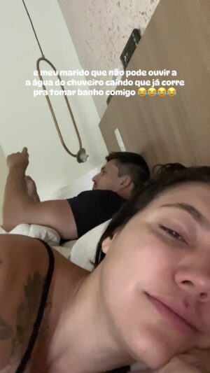Gabrielle Prado Instagram - aí na casa de vocês também é assim?