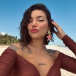 Gabrielle Prado Instagram - dias de descanso por aqui. porém, não sou obrigada a ser feia, desculpa. hahahah me achanyyyy, mozis! fazia tempo que não me sentia assim. ♥️