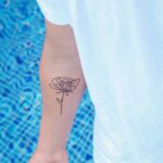 Gavin Magnus Instagram - Every rose has its thorn 🌹 Comment "TATTOO" letter by letter 🖤 Costa Rica