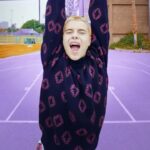 Gavin Magnus Instagram - It’s not the shots you make, it’s the shots you miss 🏀 click the link in my bio to see the full music video! @evanblummadeit Los Angeles, California