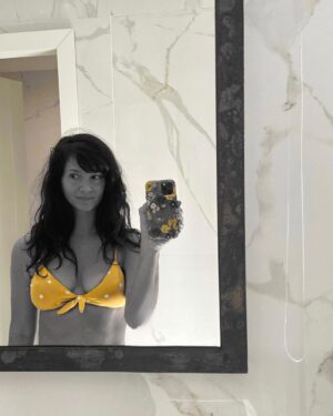 Griselda Siciliani Instagram - Buen día per tutti !! ☕️⛅️👙🍀