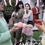 Griselda Siciliani Instagram - Repost from @voguemexico • #GriseldaSiciliani y #XimenaLamadri protagonizan #Bardo, la última cinta del director Alejandro G. Iñárritu donde revelan su alma como actrices. La argentina y la mexicana, respectivamente, convergen en más que una historia, se adentran en un filme que habla sobre el punto intermedio de un inmigrante, no ser ‘de aquí, ni de allá’, sobre la memoria, la paradoja emocional que implica el éxito y la familia. Ambas protagonizan la historia de portada de Vogue México y Latinoamérica del mes de noviembre en donde revelan su sentir en este momento tan especial de sus carreras. Descúbrelas en nuestro link en bio. Fotografía: @santiagoserrasoler Realización: @chino.castila Entrevista: @quenosoymafer Peinado: @aldo.ek Maquillaje: @danavilan Asistentes de fotografía: Valentino Patat, Sergio Ortíz y Victor López Asistentes de moda: Luis Meza, Ana Clara Sánchez, Elizabeth Munguía Redo y Mariana Martínez Villaseñor Dirección de arte: @_balnearios Producción: @momoroom_ Head of Editorial Content: @karlamartinezdesalas