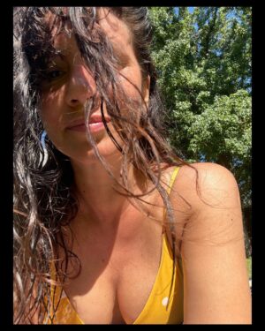 Griselda Siciliani Instagram - Buen día per tutti !! ☕️⛅️👙🍀