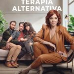 Griselda Siciliani Instagram - Se viene esta serie que hicimos hace un tiempo ya, con compañeros y directora de lujo ( @anina_katz )y la felicidad de trabajar otra vez con la mejor del mundo!!! Mi amiga del alma @petersoncarla ¿Alguna vez escuchaste hablar de una “trieja”? Es una pareja, pero de tres personas. Y como en toda relación, hay problemas. Y para resolverlos, está Selva, una psicóloga muy poco convencional. No se pierdan todos los capítulos de #TerapiaAlternativa a partir del 28 de febrero. Solo en #StarPlusLA @starplusla