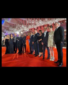 Griselda Siciliani Instagram - #Bardo en Venecia, felicidad total! @labiennale #venezia79 @bardomovie @netflix Y gracias @prada por acompañarme en todo el festival 🙏🏻🇮🇹 … @pao_makeup 💄 @josejuan35 styling Venezia,Italy