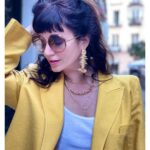 Griselda Siciliani Instagram - Permiso para presumir mi saco💛 de @evabourbonvintage #modacircular #vintage #modasustentable Madrid, Spain