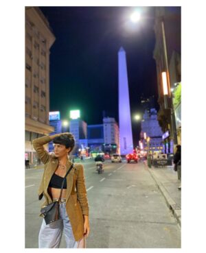 Griselda Siciliani Instagram - Anoche, calle Corrientes.
