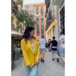 Griselda Siciliani Instagram - Permiso para presumir mi saco💛 de @evabourbonvintage #modacircular #vintage #modasustentable Madrid, Spain