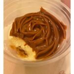Griselda Siciliani Instagram - Marlon me mira desde la persiana de una pizzería en madrid, yo miro para otro lado pero se me nota que gusto de él… Madrid, Spain