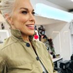 Hannah Waddingham Instagram - Getting behind my boy @romanotoolehowes and @roigfilmwear They have created the most beautifully and lovingly designed clothes aimed at the film&tv crew industry but helloooo I love my jacket! Chiiiiic!…and no one would let me anywhere near a camera! 😂 Get behind them guys. Really cool gear for work or y’know,not! 🥰 Love you Ro. Well done my friend. Happy times with you on three years of #tedlasso ❤️❤️❤️💙❤️Han.