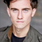 Hannah Waddingham Instagram - Aaaah, the man who could make you rob a bank with those BEAuuuuuutiful eyes has a birthday today. HAPPY BIRTHDAY BILL!! you bloody lovely human! Hope you’re not running around in the cold pretending to be a footballer as usual! 😂😘😘😘😘😘 Richmond , London