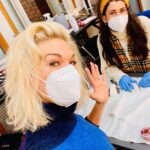 Hannah Waddingham Instagram - Back with the bloody brilliant @lucytuckernails today for a bit of nail TLC. @appletv and @nickyaustin_mua don’t muck about. Only the best on this gig. Fabulous! Thank you Lucy. #tedlasso #rebeccawelton #afcrichmond #footballislife #comeonyougreyhounds #richmondtilshedies Richmond, Surrey, United Kingdom