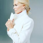 Hannah Waddingham Instagram - This week I had the great privilege of being included in the list of honourees @glamouruk Women of The Year awards in London. The force of the women in that room made me excited for the future. We’re in good,strong,innovative,caring, uncompromising hands and to be in the company of these extraordinary trailblazers was rather humbling. Thank you for this fabulous honour. I can only hope to live up to it. X