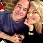 Hannah Waddingham Instagram - What a gorgeous whistle stop to New York this past week. Coming in to proudly chat all things @krapopolis on @foxtv but also getting to hang with gorgeous,stupidly talented pals….not least of which, the utter class act that is Mr.Leslie Odom Jr in his new Broadway home,the beautiful Music Box theatre, starring in the brilliant “Purlie Victorious”. A whole cast chock full of effortless brilliance in fact. X My thanks and love as always to my Rock star team: Styling: @jamesyardley @ollielast Make-up: @sophiescarlettroberts @gitabass and hairstylist: @patrickkellykyle 🫶🏻👏🏻🤘🏻🥰 New York, New York
