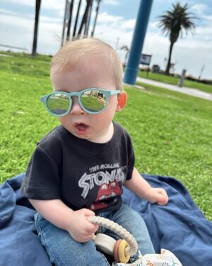 Heather Rae El Moussa Instagram - Our little, sweet bear, every day he wakes up he is growing and changing ❤️ His joy and happiness and excitement for life brings us so much happiness. Sharing for daily dose of cuteness 🧸🥰🤍👼🏻