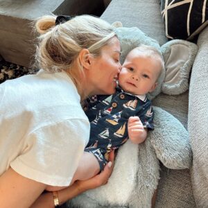 Heather Rae El Moussa Instagram - The candid moments of motherhood >> 🤍 Trying to find the balance of posting and sharing my life with you guys while also keeping some things more private than others. And balance is something I get asked about a lot and I think the real answer is I’m doing the best I frickin can 😆some days are better than others and other days are more chaotic, that’s life though 🤷🏼‍♀️My priorities are also so different these days- my baby and my family come first but having a schedule (as much as I possibly can) is really important so I can try to fit it all in- I use time, like when Tristan’s sleeping, to decide what needs to be done: is it work emails, looking at designs, working out, eating, our flips, etc etc. In the past, it was a lot easier to share everything I was doing on social media but now I think a big part of me likes to stay in my happy bubble and focus my energy on the things I mentioned like filming, my health, skincare, our flips and our family.  Balance isn’t easy these days but doing something every day to bring health, happiness, and calm to my life is my advice to anyone who’s feeling something similar 🫶🏻