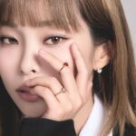 Heize Instagram - #광고 쇼파드에서 새로운 컬렉션, 마이 해피 하츠 컬렉션을 출시했어요 ! ❣️ 기존의 해피 하트 컬렉션보다 미니멀하고 작은 사이즈의 컬렉션으로, 기분에 따라 하나만 착용해도 예뿌고 레이어드로 착용해도 너무 사랑스러워요 .. 목걸이, 팔찌, 반지 및 귀걸이 등 다양한 아이템과 만나보세요 ~ 😍 #쇼파드 #마이해피하츠 #MyHappyHearts #하이주얼리 @chopard
