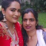 Himaja Instagram - Thank U @bhavani._.makeovers for this Beautiful makeup & Hair ❤️