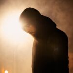 Ilia Topuria Instagram - En solo 7 semanas, el mundo verá lo que siempre creí posible. Estas imágenes representan momentos de gran determinación y la firme convicción de que después de la oscuridad, siempre llega el amanecer. Creer en lo que tenemos por delante es mucho más importante que lo que queda atrás. ¡La cuenta regresiva ha comenzado! #Determinación #Fe #CreerEsPoder #CountdownBegins @prozis . სულ რაღაც 7 კვირაში, მსოფლიო დაინახავს იმას, რისიც მუდამ მჯეროდა. სიბნელის შემდეგ, მზე რომ ყოველთვის ამოდის, იმის მტკიცებულებაა ეს კადრები! რწმენა იმისა, რაც წინ გველის, ბევრად უფრო მნიშვნელოვანია იმაზე, რაც უკან გვრჩება. ათვლა დაიწყო! #გადაწყვეტილება#რწმენაძალაა#ათვლადაიწყო Alicante, Spain
