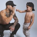Ilia Topuria Instagram - En 4 semanas, el apellido Topuria será sinónimo de victoria mundial. Aunque para nosotros, la victoria siempre fue nuestra única opción. #TeamTopuria @oblackcaps . სულ რაღაც 4 კვირაში, გვარი- თოფურია მსოფლიო გამარჯვების სინონიმად იქცევა. თუმცა, გამარჯვება ჩვენთვის ყოველთვის ერთადერთი გამოსავალი იყო. Alicante, Spain