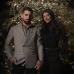 Ilia Topuria Instagram - Queremos desearles a todos una Feliz Navidad. Que esta temporada esté llena de momentos preciosos, risas y unión familiar. Que dios siga iluminando nuestros corazones y nos brinde paz y felicidad. ¡Que todos tengan la fuerza de trabajar por sus sueños y volverlos realidad!🎅🎁✨#Feliznavidad Alicante, Spain