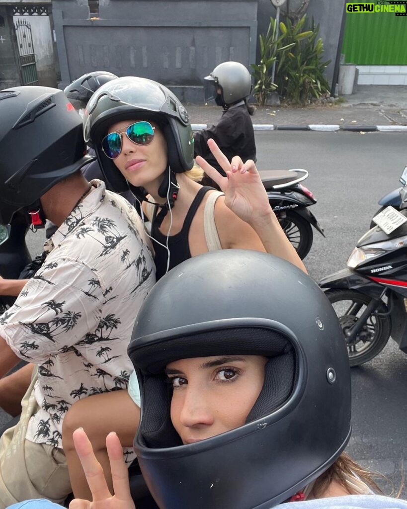 India Martínez Instagram - 🌊🏄🏽‍♀ Bali, Indonesia