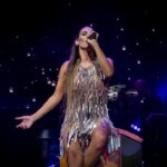 India Martínez Instagram - 🎤🎶 La otra noche la luna 🌙 no fue el único testigo. Más de 3000 otra vez!!! Gracias Arquillos!! 🙏🏽🙌🏽 Fotos @arquillossuena