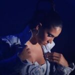 India Martínez Instagram - Si tú quieres nos atamos cuerpo a cuerpo y olvidamos este amor… Like cuando encuentres el bailecito sexy 😚 Aquí unas fotitos y vídeos durante el rodaje de “El vuelo” en Rumania junto a mi querida @andra