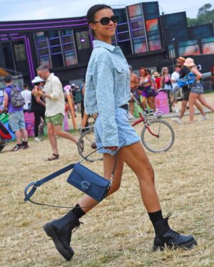 India Ria Amarteifio Instagram - It’s true, you too can survive a festival as a clean girl (and I don’t mean aesthetically :) )