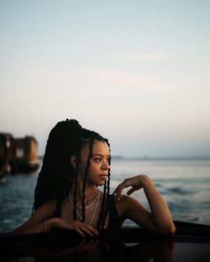 India Ria Amarteifio Instagram - Gorgeous Venice, with @armanibeauty ✨

Make Up @joyadenuga 
Using @armanibeauty 
#venezia80 

@hollyevawhite @dionnesmithhair

@iona.wolff