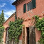 Isabel Oli Instagram – Home for the next few days😘

📍Tuscany 

#TravelWithThePratties #Tuscany