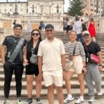Isabel Oli Instagram – Ano kaya yung pinagusapan natin dito???! 🤣 

#TeamTermini #TravelWithThePratties #Rome Rome, Italy