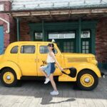 Isyana Sarasvati Instagram - Strolling around Singapore with my Tumi Asra bag, absolutely love it!🖤 #TUMI #TUMIIndonesia #TUMIAsra
