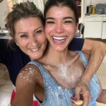 Jakelyne Oliveira Instagram - Hoje o dia foi celebrando a vida da Valentina 🎈 A mais animada, carismática e batedora de perna que conhecemos kkkk. Que Deus abençoe grandemente sua vida. Que este novo ano lhe traga ainda mais alegrias, realizações e momentos inesquecíveis. Sou muito grata por ser acolhida e por fazer parte desta família que amo tanto. Feliz aniversário mô beeeem, te amooo @tinabijos 🎉🥳♥️ Campo Grande, Brazil
